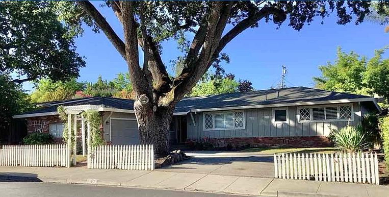 1st image of 647 Bonita Ave