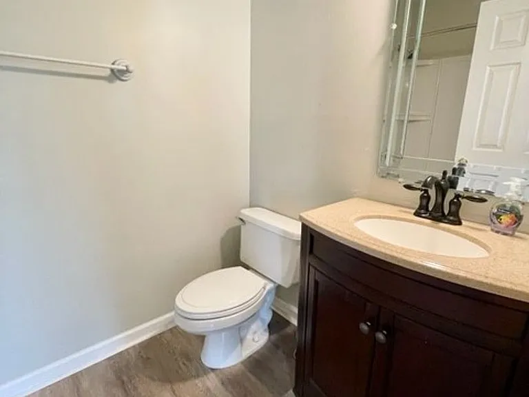 1424 Clairmonte Cir — Photo 14