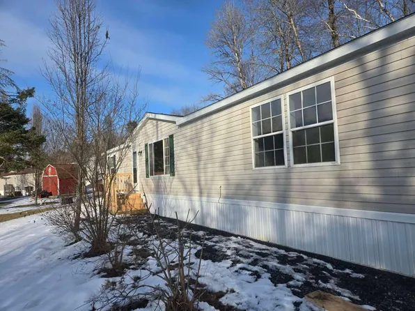 10 Overlook Drive, Bowdoin, ME 04287