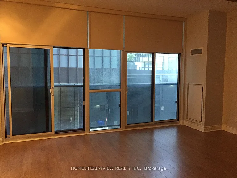 28 Ted Rogers Way #201 — Photo 8