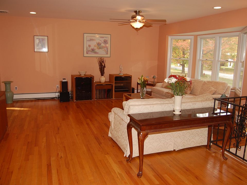 3208 Amelia Dr, Mohegan Lake, NY 10547 Zillow