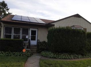 644 Cedar St, Uniondale, NY 11553