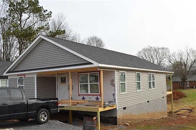 1st image of 65 Woodland Dr #65