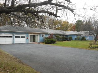 115 Legion Dr, Cresco, PA 18326