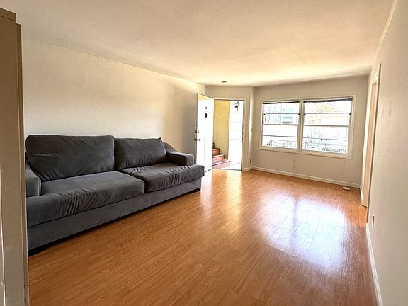 2nd image of 1324 El Camino Real APT 5