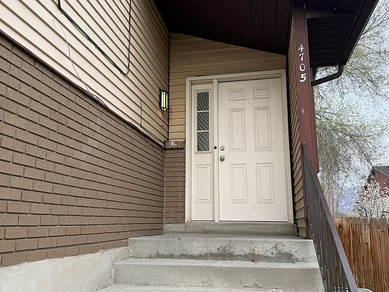 4705 S Xanadu Cir #4705 — Photo 31