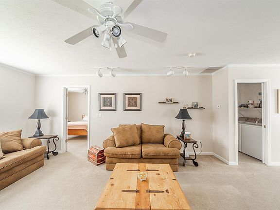 4th image of 1217 Tuscan Dr