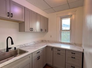 16 Palm St #3, Worcester, MA 01604