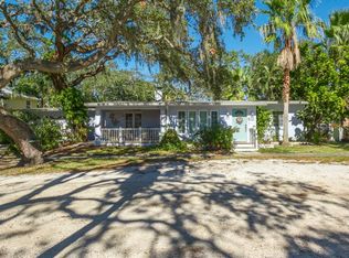 602 Maryland Ave, Crystal Beach, FL 34681