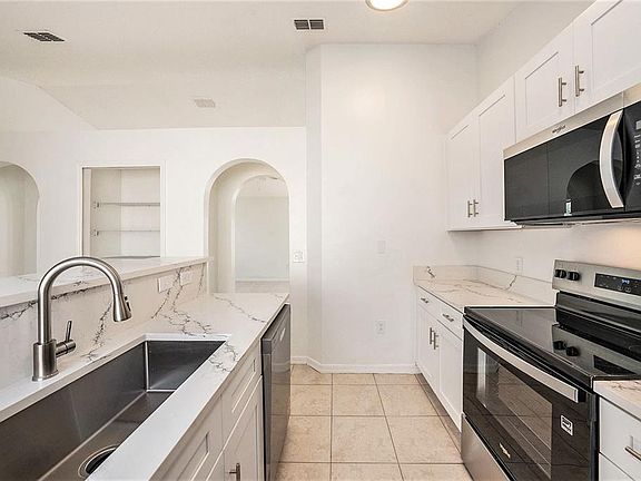 2nd image of 1020 Brenton Leaf Dr #1020