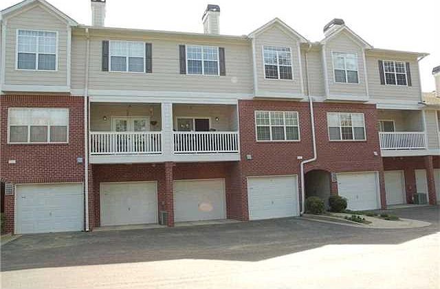 1st image of 8113 Woodland Ln
