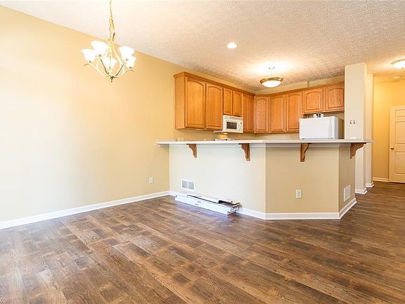 4th image of 5855 Red Rock Ct