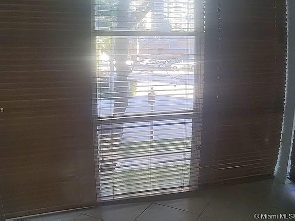 5th image of 17620 Atlantic Blvd APT 206