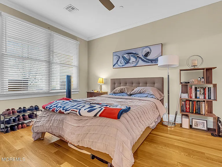 564 Sairs Ave #7 — Photo 11