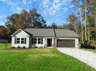103 Sandcastle Ln, Four Oaks, NC 27524