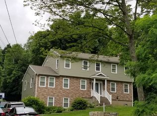 9 Golden Heights Rd, Danbury, CT 06811