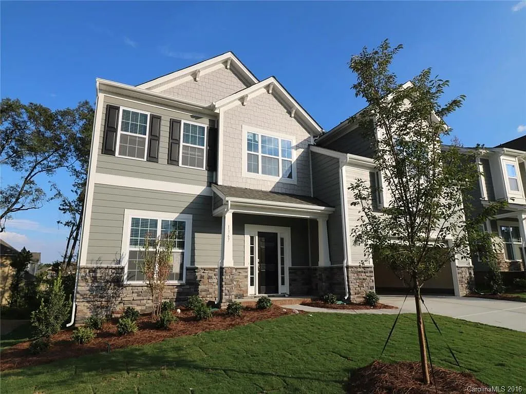4 bed, 3147 sqft, $3,100 — Photo 1