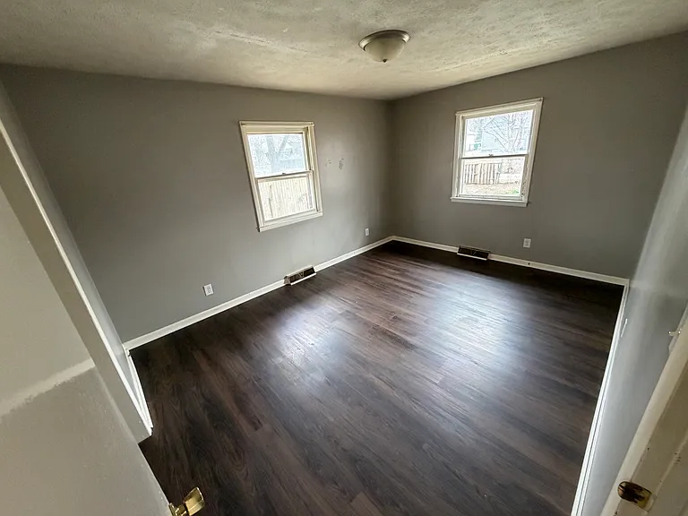 1410 W Atlantic St #B — Photo 9
