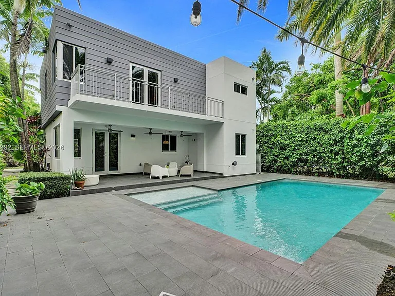 6340 SW 80th St — Photo 2