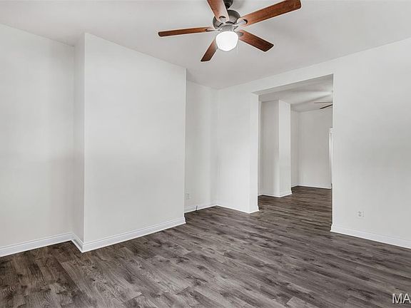 4th image of 4253 Swan Ave