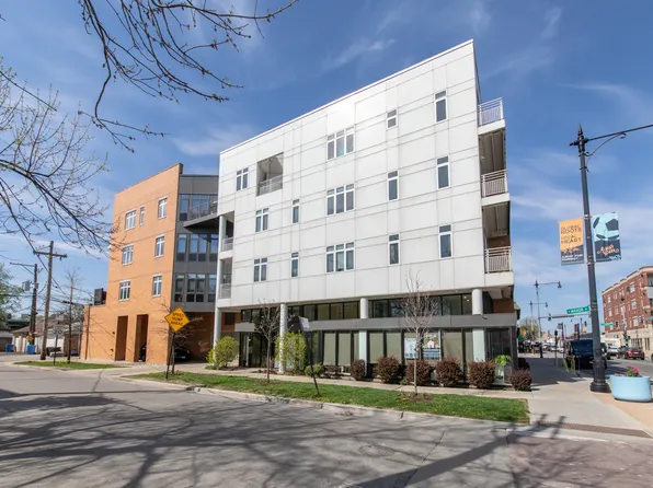 4770 N Manor Ave APT 404, Chicago, IL 60625