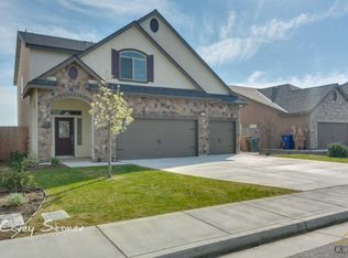 10213 Alondra Dr, Bakersfield, CA 93311