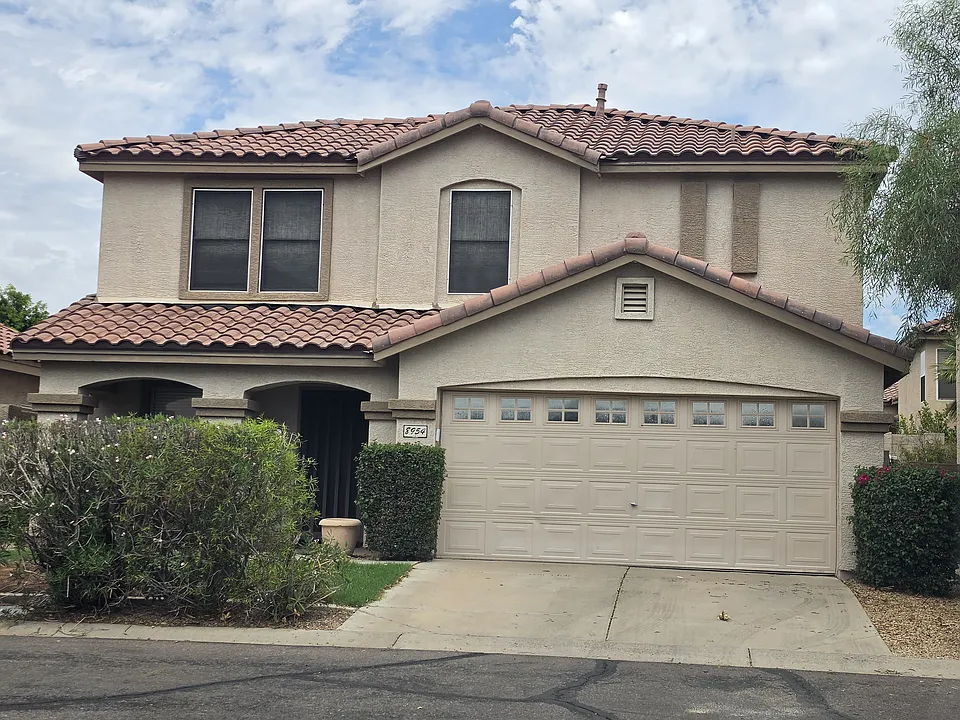 8954 E Shangri La Rd