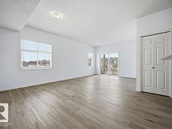 3rd image of 1179 Summerside Dr SW #34