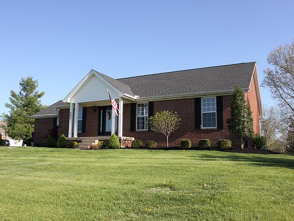 5th image of 301 Skyline Dr