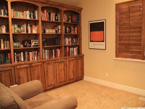 5th image of 1435 E Highland Woods Ct