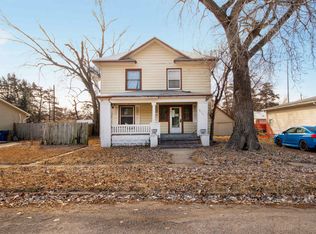 211 W 6th St, Sedgwick, KS 67135