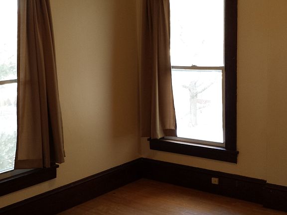 Bedroom #1