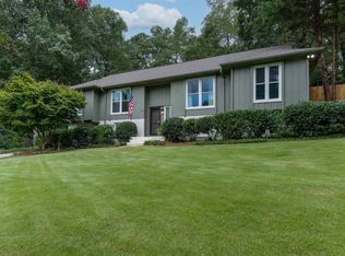 3413 Moss Brook Ln, Birmingham, AL 35243