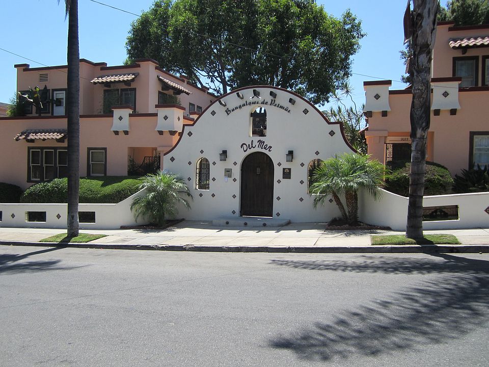 1st image of 2009 Vista Del Mar St