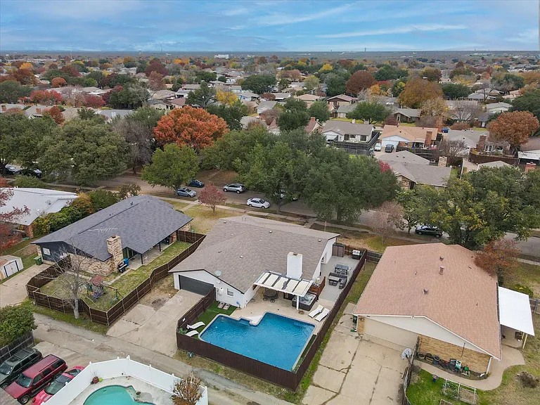 5048 Pemberton Ln — Photo 53