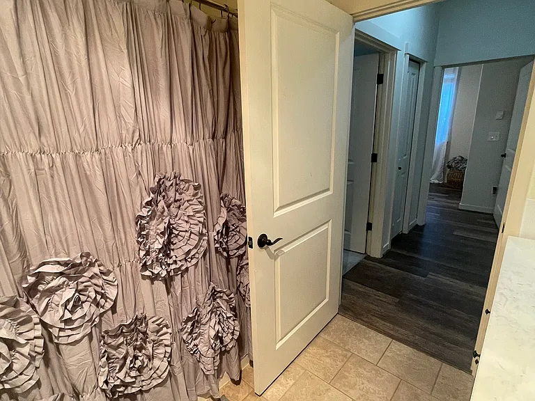 819 NW Wheelock Pl #819 — Photo 51