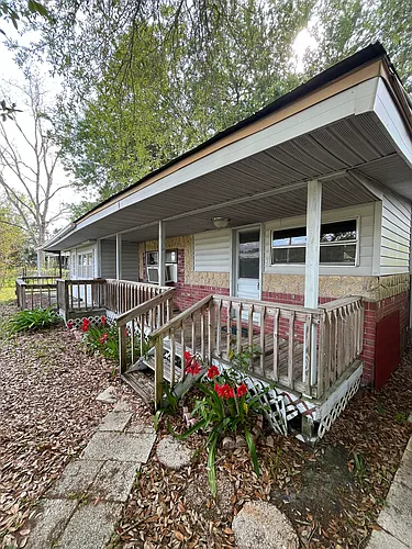 5670 Lauramore Rd Photo 1