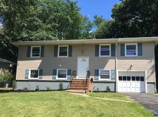52 Leone Ct, Glen Rock, NJ 07452