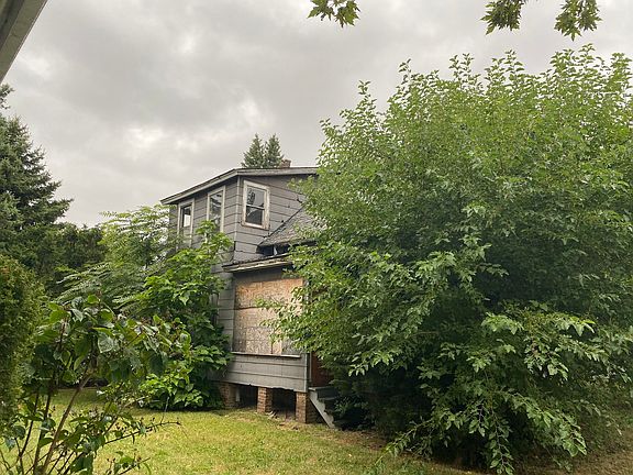 2nd image of 12816 California Ave