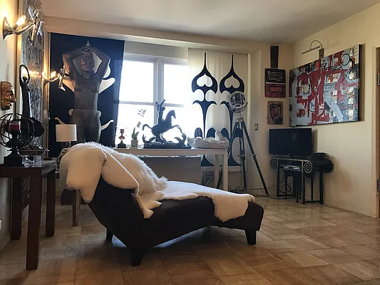 Sold by Continent Realty LLC | media 19