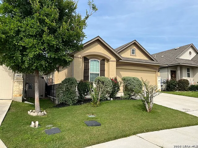 1871 Baron Dr — Photo 1