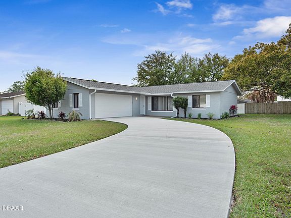 3rd image of 1222 Thomasina Dr
