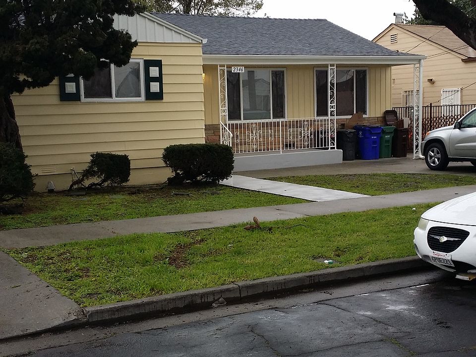 2nd image of 2346 Lincoln Ave