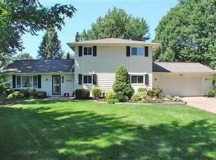 8537 Johnnycake Ridge Rd, Mentor, OH 44060