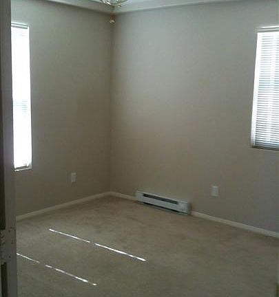 5th image of 652 Avenue B APT D