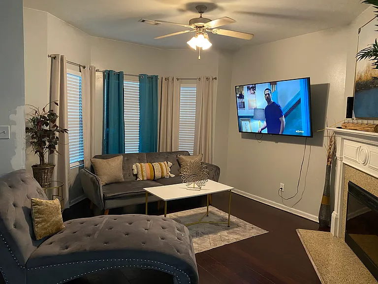 8560 Oakley Cir — Photo 5