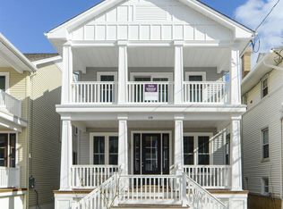 831 E Brighton Pl, Ocean City, NJ 08226