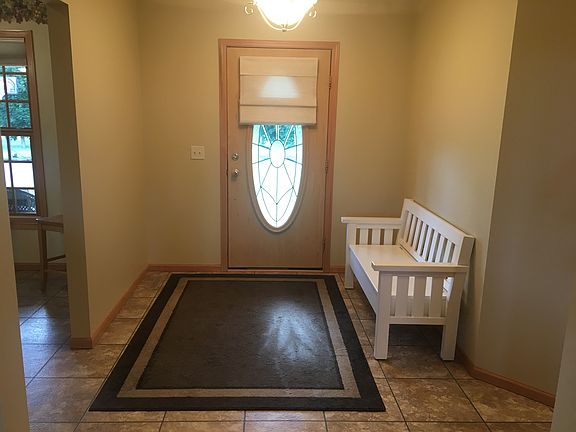 Entry "Foyer"