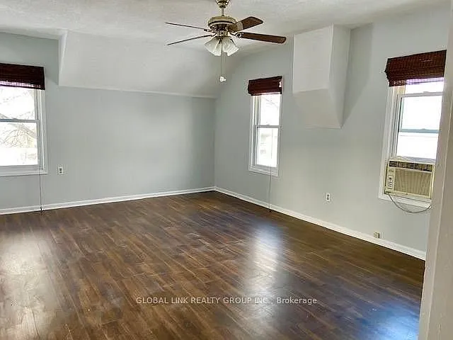 2 bed, $1,595 — Photo 2