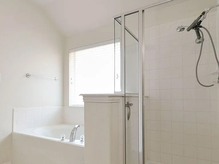 8306 Nicholson Dr — Photo 20